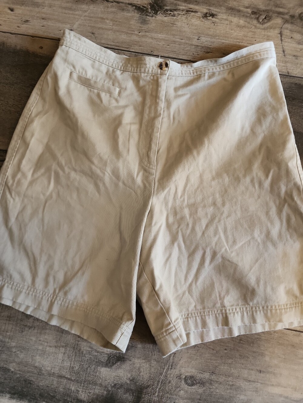Talbots Khaki Shorts Petite 14 Vintage High Rise